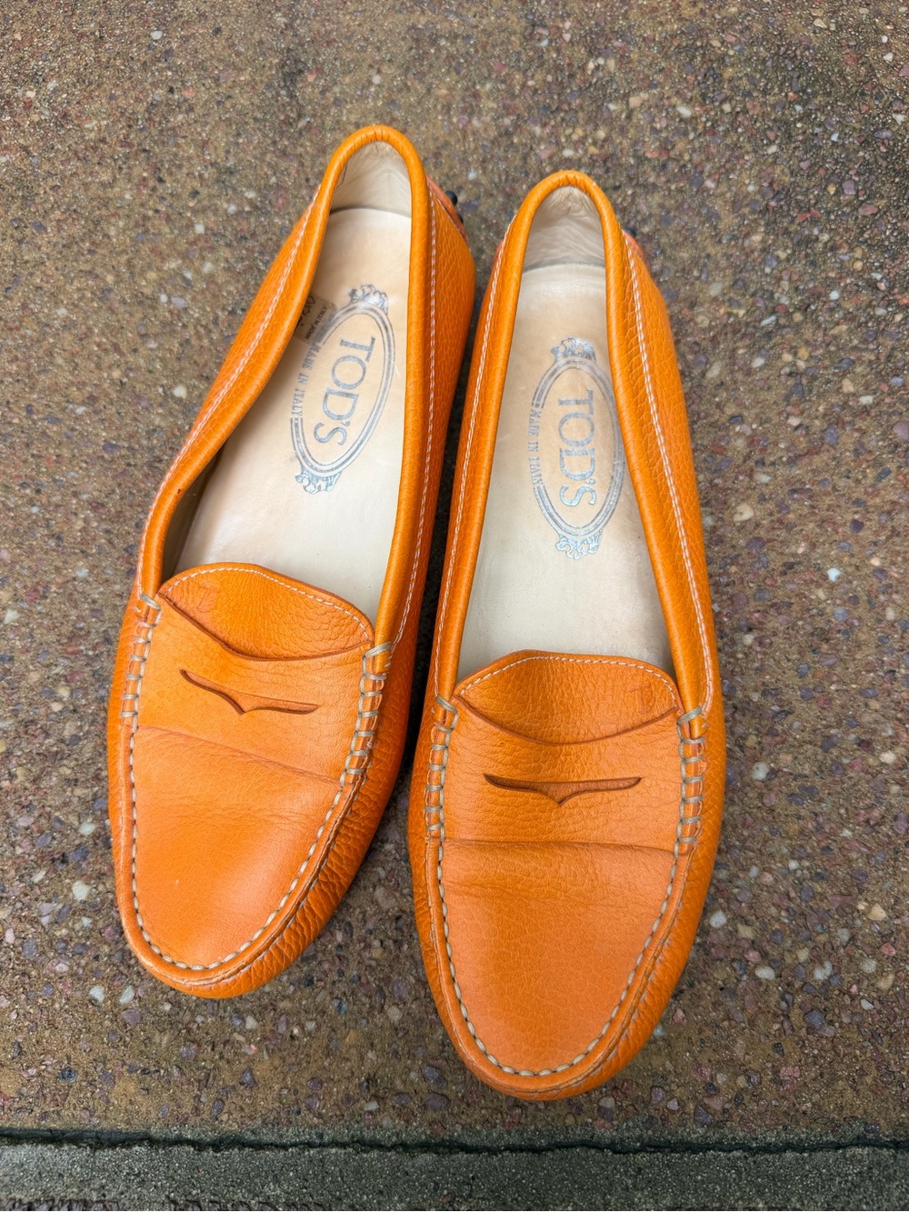 Tod’s Orange Leather Gommino Driving Loafers Women’s size 38